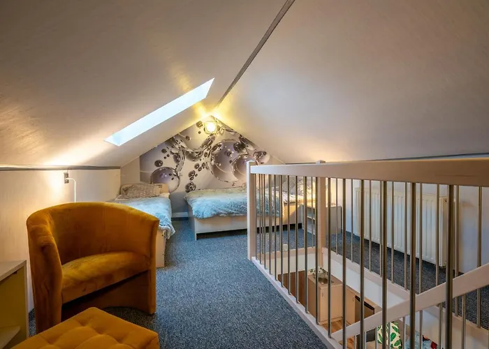 Domino - I Проживание в семье